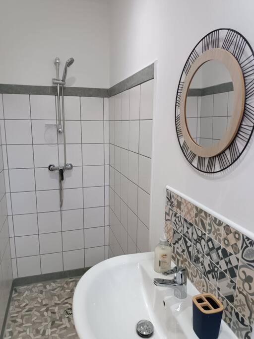 Tukusi Bungalow Le Moule Buitenkant foto